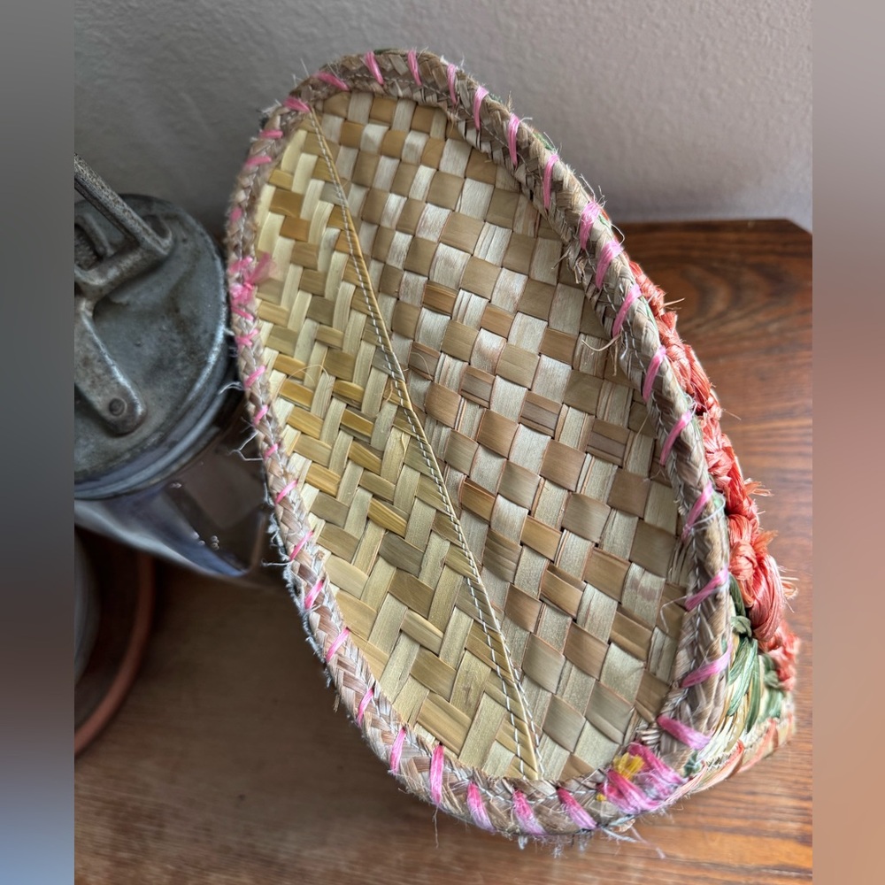 Hand‑woven Straw Floral Tote with “Bahamas” Stitching — Beach Chic 13″ Straw Bag - Picture 8 of 14